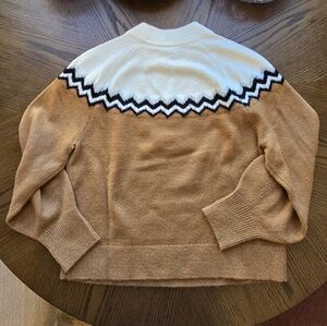 ANN TAYLOR Soft Sweater Weather Charlie Brown 🤎